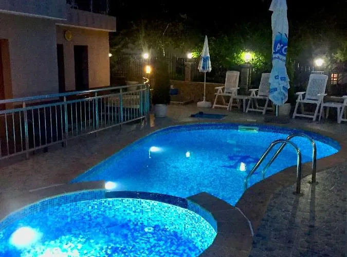 Hotel Boutique Royal 3*