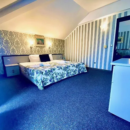 Boutique Royal Ξενοδοχείο 3*