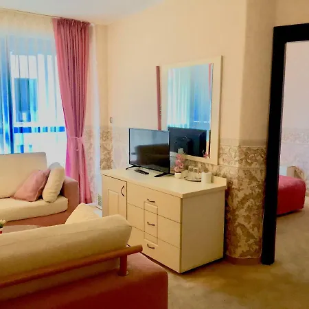 Boutique Royal Ξενοδοχείο 3*