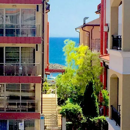 Ξενοδοχείο Boutique Royal 3*